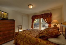 RedAwning Tallac Avenue Holiday home